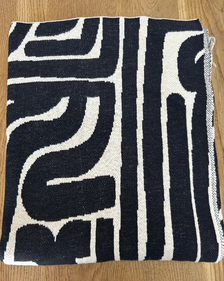 Black & Natural Throw